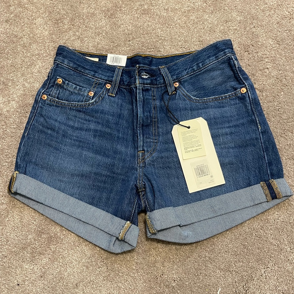 Levi’s 501 Shorts 26